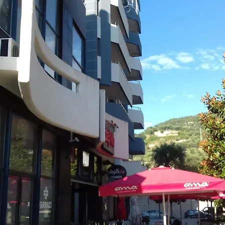 Lägenhet Kompleksi Oslo Bari *