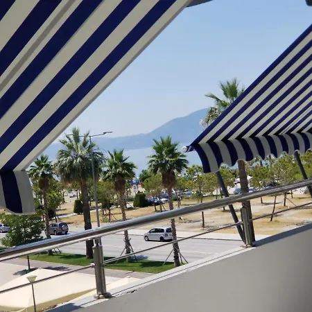 Kompleksi Oslo Bari * Vlorë